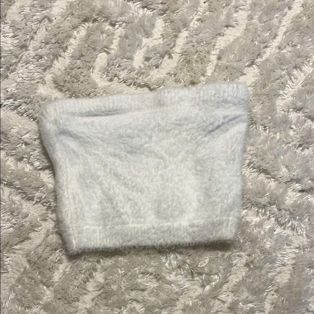 Forever 21 White Fuzzy Tube Top NO STAINS